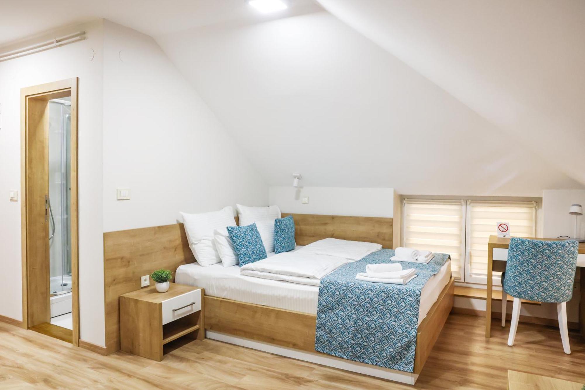 Grand Park Rooms & Apartments Čačak Dış mekan fotoğraf