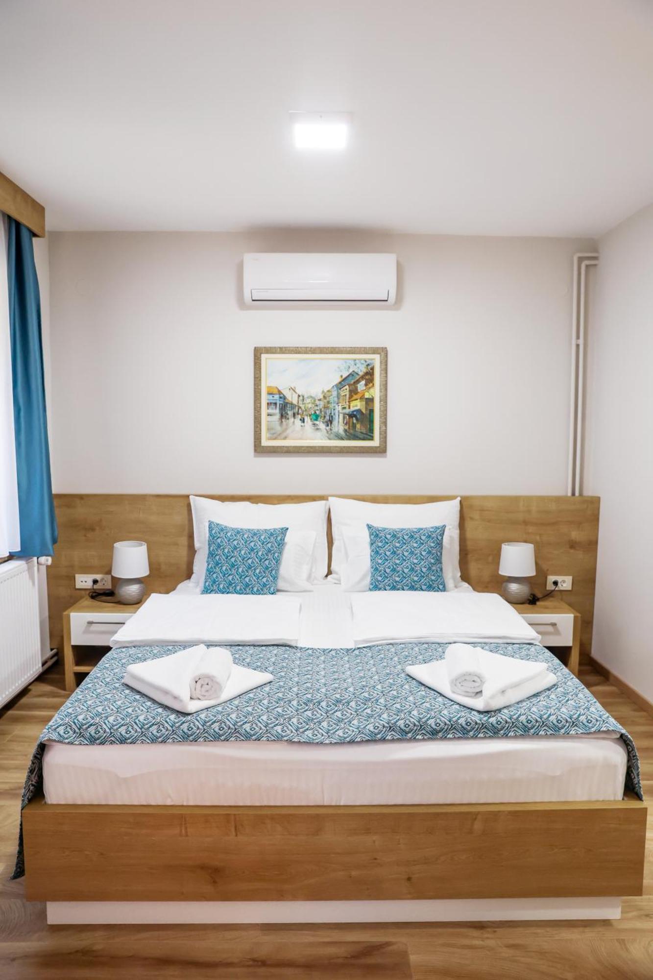 Grand Park Rooms & Apartments Čačak Dış mekan fotoğraf