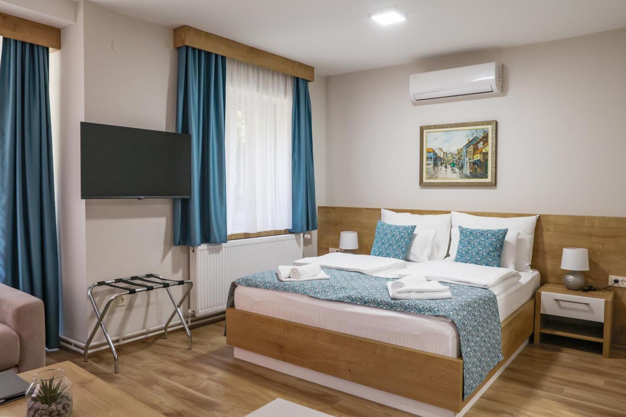 Grand Park Rooms & Apartments Čačak Dış mekan fotoğraf