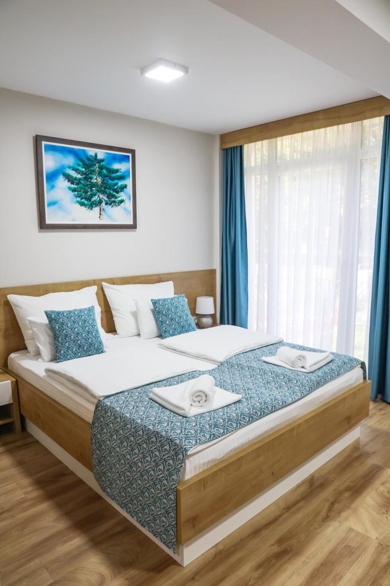 Grand Park Rooms & Apartments Čačak Dış mekan fotoğraf
